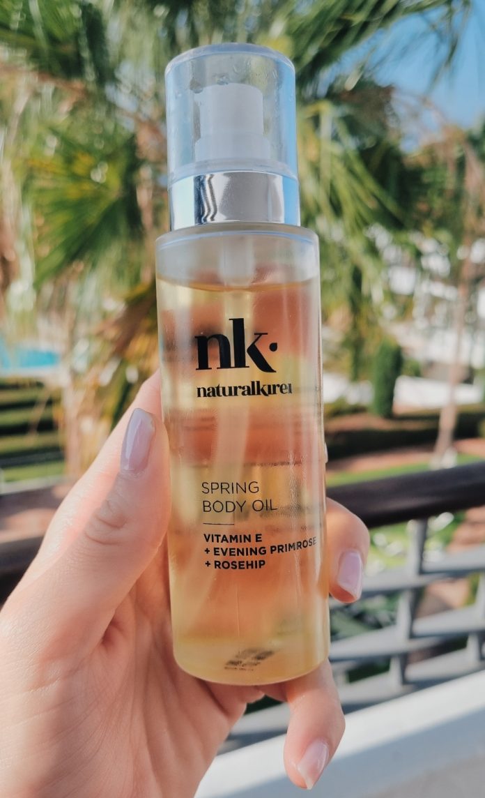 Naturalkirei Spring body oil. Aceite vitamina e. Propiedades antioxidantes. Cosmética natural hidratante y antiedad para la piel.