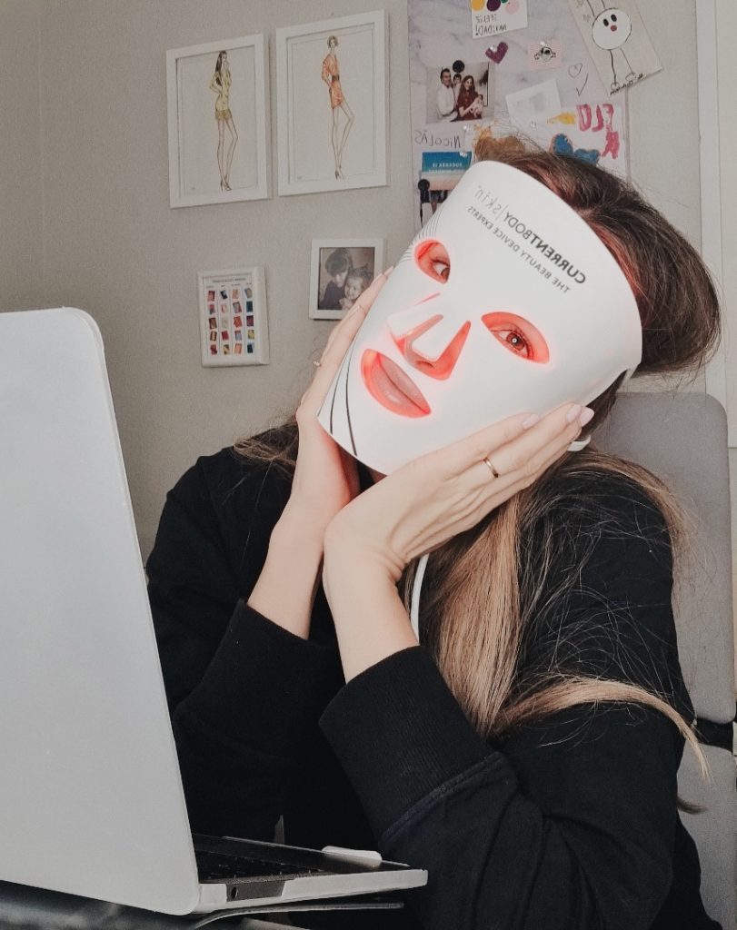 Productos de belleza que necesitas, rutina facial, tipo de piel. Máscara Led, retinol, colágeno, SPF, ácido hialurónico, exfoliantes, botox