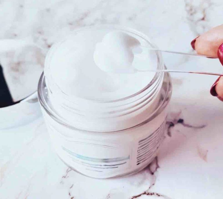 Cosmética natural, un básico para nutrir el rostro
