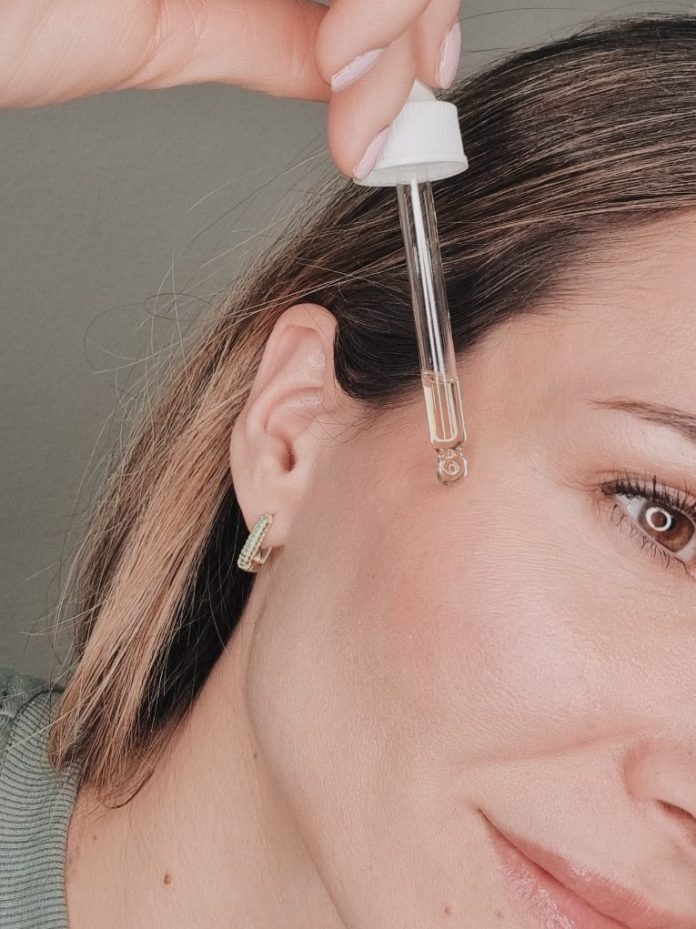 Cremas con retinol, para qué sirve. Los mejores sérums retinol, ácido retinoico. The Ordinary, Paula's Choice, Dr Dennis Gross, Murad.