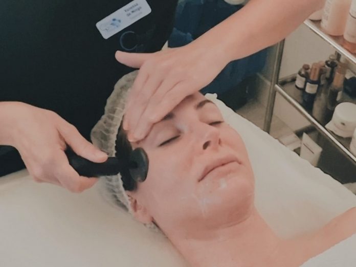 Radiofrecuencia Indiba facial, antes y después, opiniones. Tratamiento de Indiba corporal. Rejuvenecimiento, colágeno, elastina, piel.