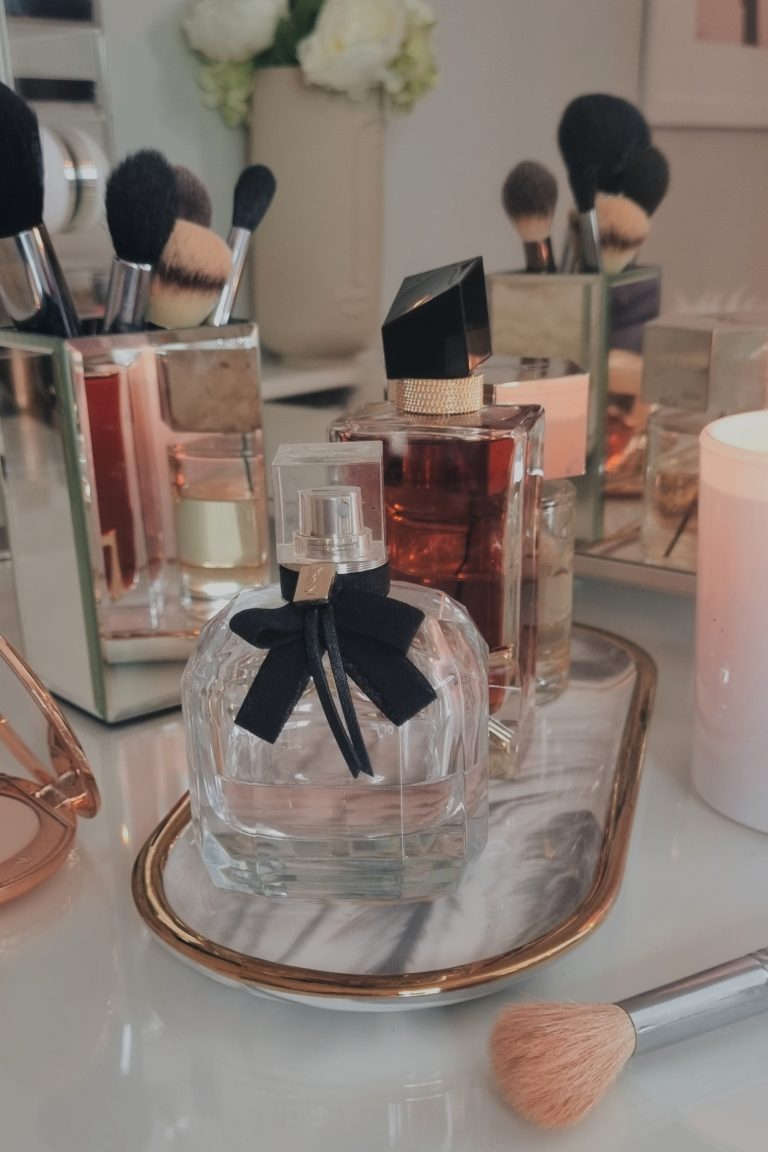Me gusta invertir en un buen perfume lujoso y de calidad. Lancôme La vie est belle Parfum, YSL Libre Le Parfum, YSL Mon Paris