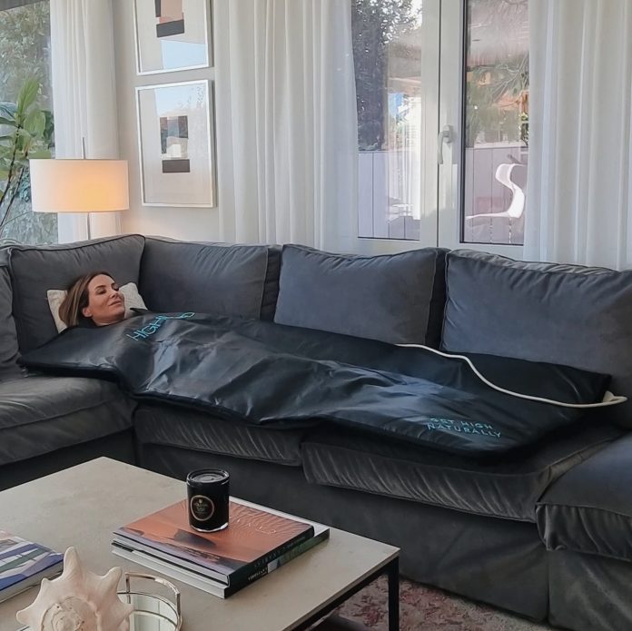 Higherdose sauna manta infrarrojos. Beneficios salud detox, adelgazamiento, antienvejecimiento, piel, sueño, estrés. Opinión, codigo descuento