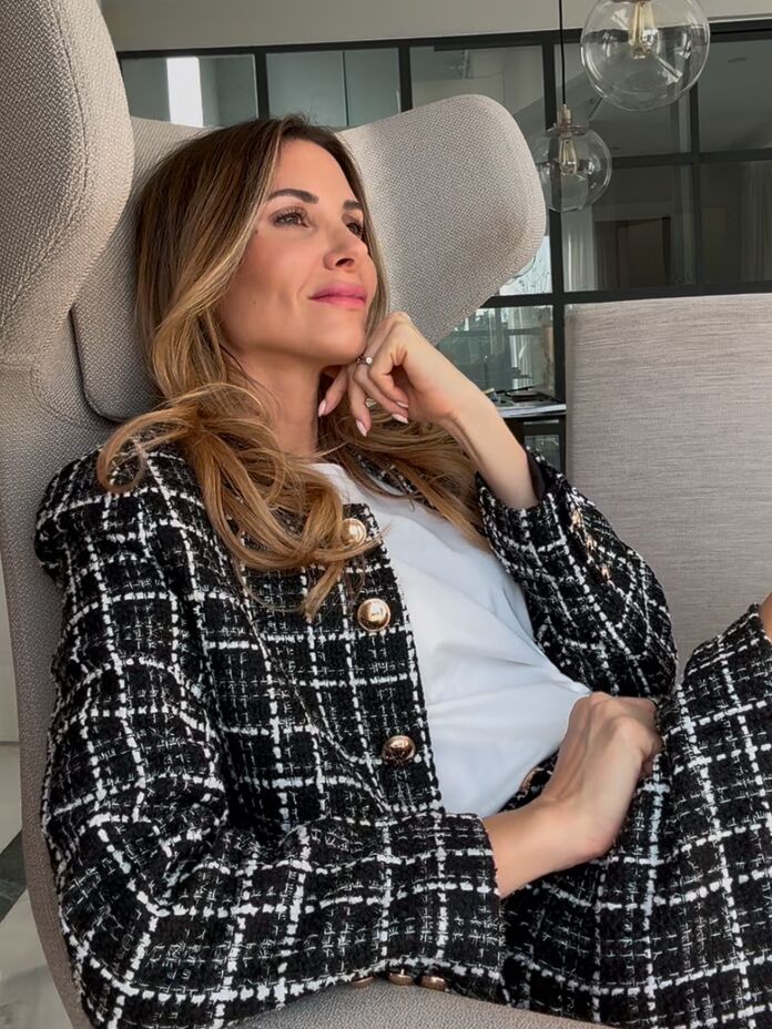 Descubre cómo crear un hogar sofisticado que combine confort, estilo y familia. Estos 6 elementos marcan la diferencia.